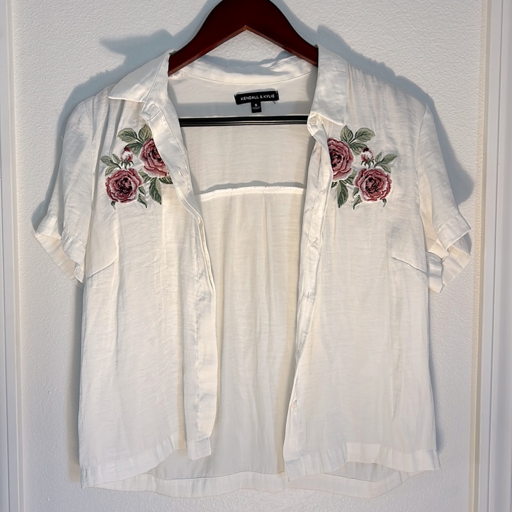 Satin embroidered button up
